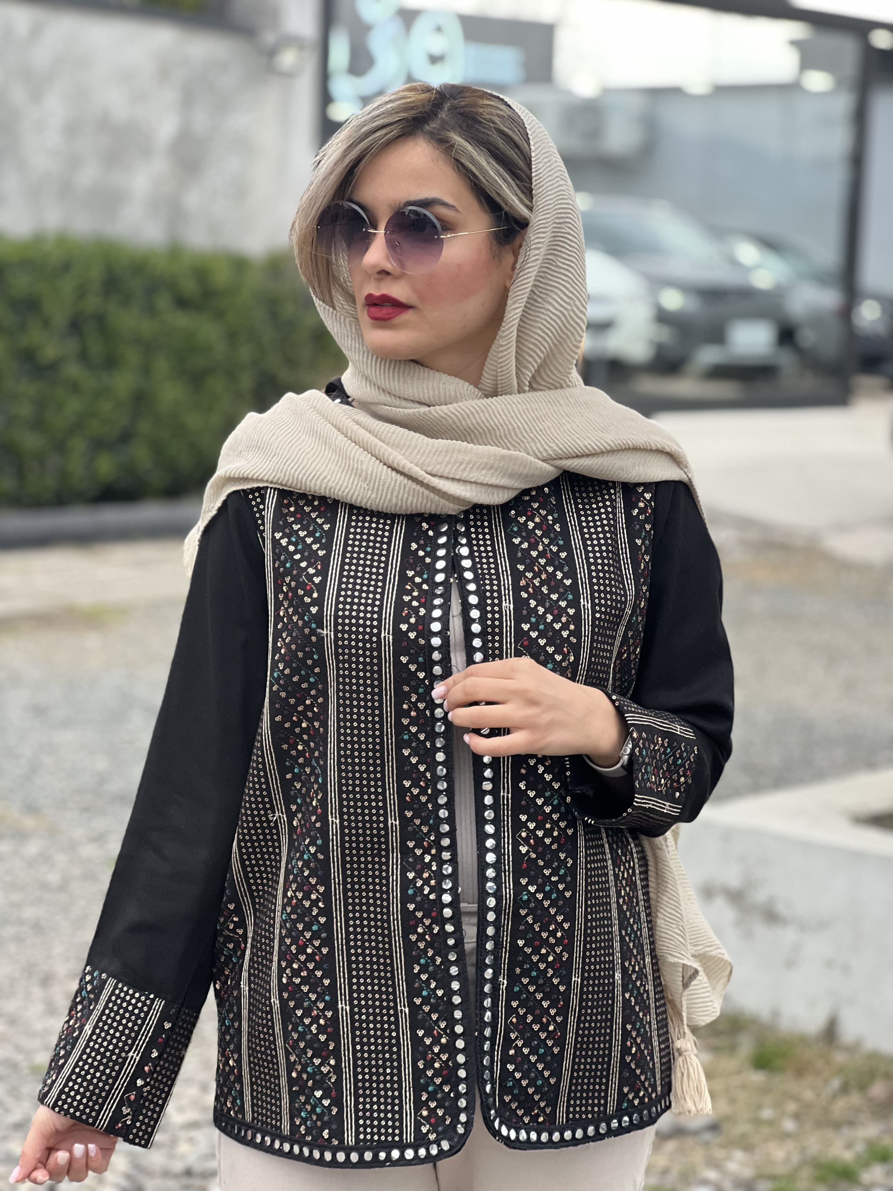کت-لینن-خرج-کار-آینه-کاری